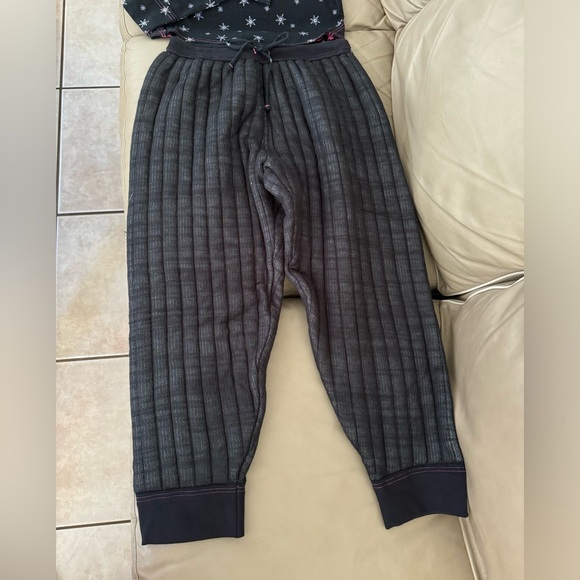 NWOT FREE PEOPLE INTIMATELY BLACK QUILTED LOVE PAJAMAS SET. MSRP $128 - Picture 5 of 17